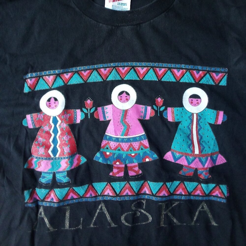Vintage 90s Alaska Eskimos Inuit Yupik T-Shirt